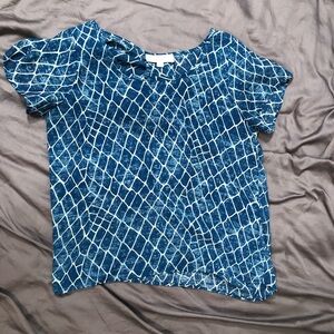 Olive & Oak L blue and white blouse